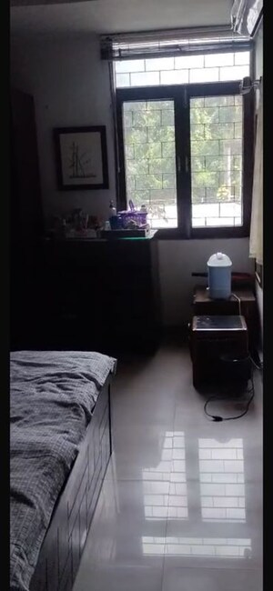 Parking in 2 BHK Builder Floor at Greater Kailash ii – for Rent