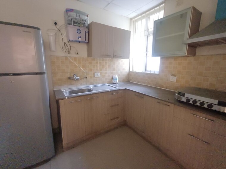 Kitchen, orchid-island 3 Bedroom 1560 Sq.Ft. Builder Floor In Sector 51 Gurgaon 10150909