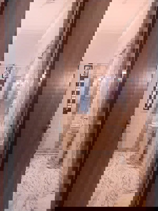 3 BHK 162 Sq.Mt. Builder Floor in RWA Apartments Sector 108