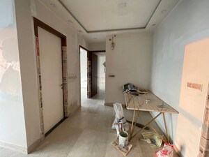 Parking in 2 BHK Apartment at Lodha Venezia, Parel – for Rent