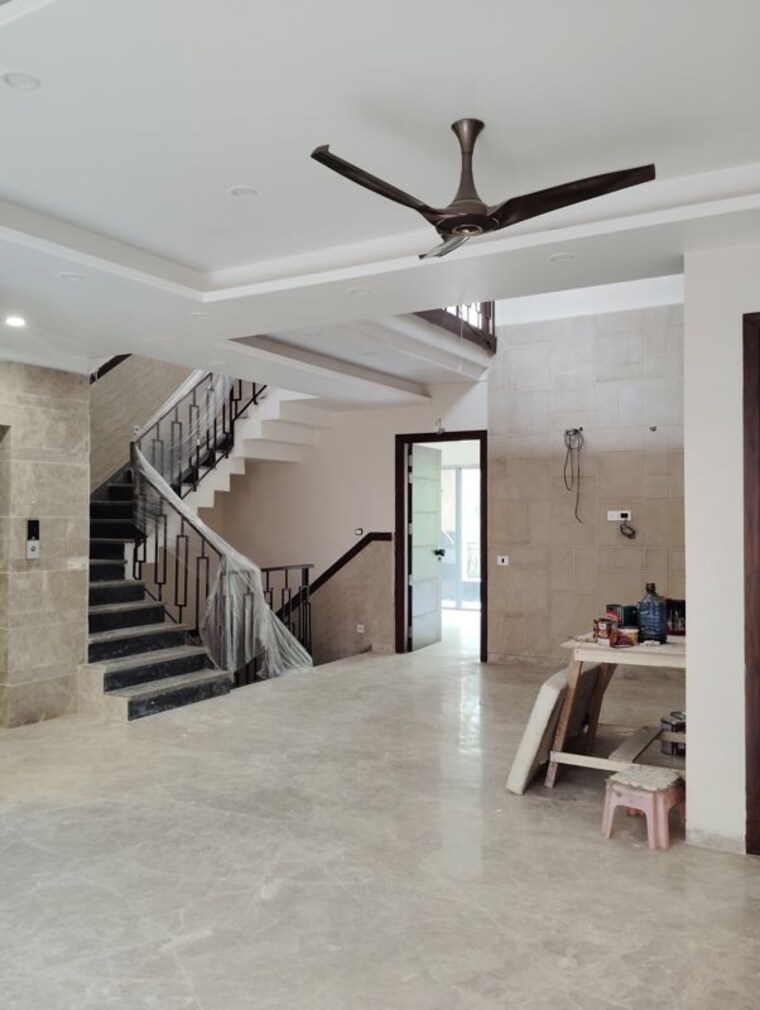 undefined, rwa-apartments-sector-41 6+ Bedroom 200 Sq.Mt. Independent House In Sector 41 Noida 10150942