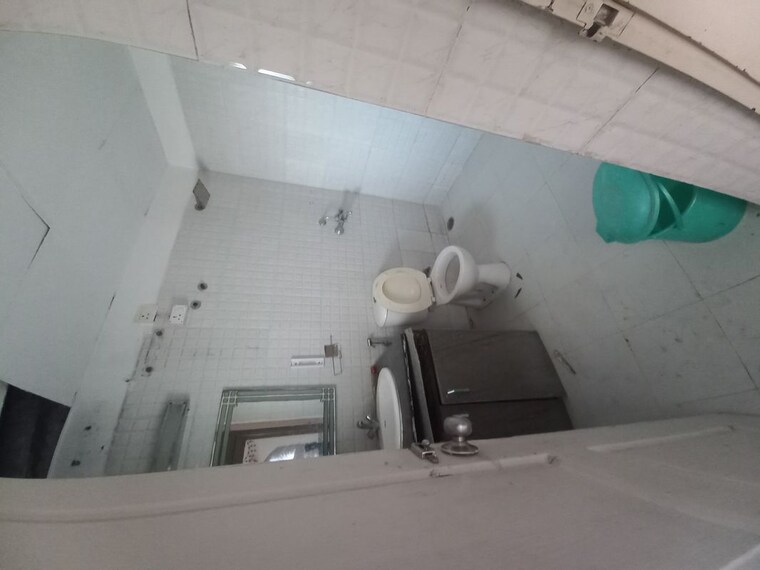 Bathroom, rps-savana 2 Bedroom 955 Sq.Ft. Apartment In Sector 88 Faridabad 8439773