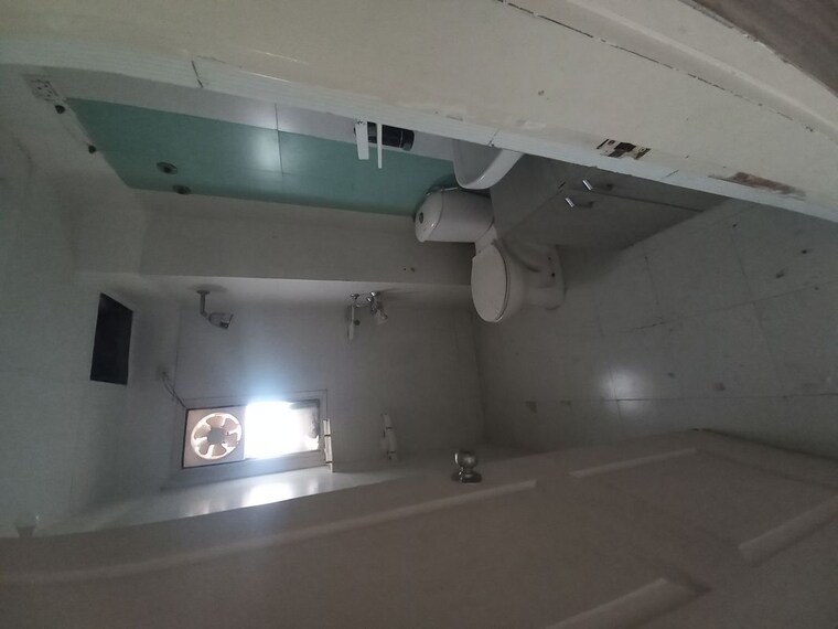 Bathroom, rps-savana 2 Bedroom 955 Sq.Ft. Apartment In Sector 88 Faridabad 8439773