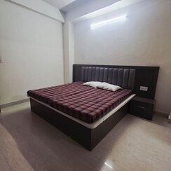 1 RkBuilder Floor For Rent in Sector 45