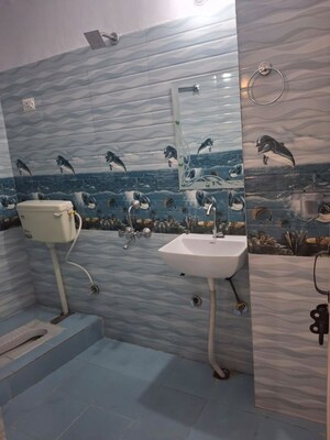 Master Bedroom in 2 BHK Builder Floor at Rajpur Khurd Extension – for Rent