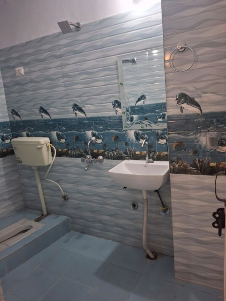 Master Bedroom, rajpur khurd extension 2 Bedroom 90 Sq.Yd. Builder Floor In Rajpur Khurd Extension Delhi 10150997