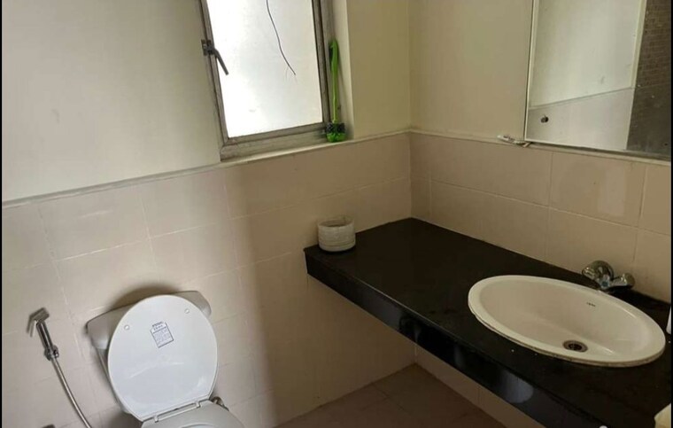 Master Bedroom, hazratganj 2 Bedroom 1200 Sq.Ft. Apartment In Hazratganj Lucknow 10151005