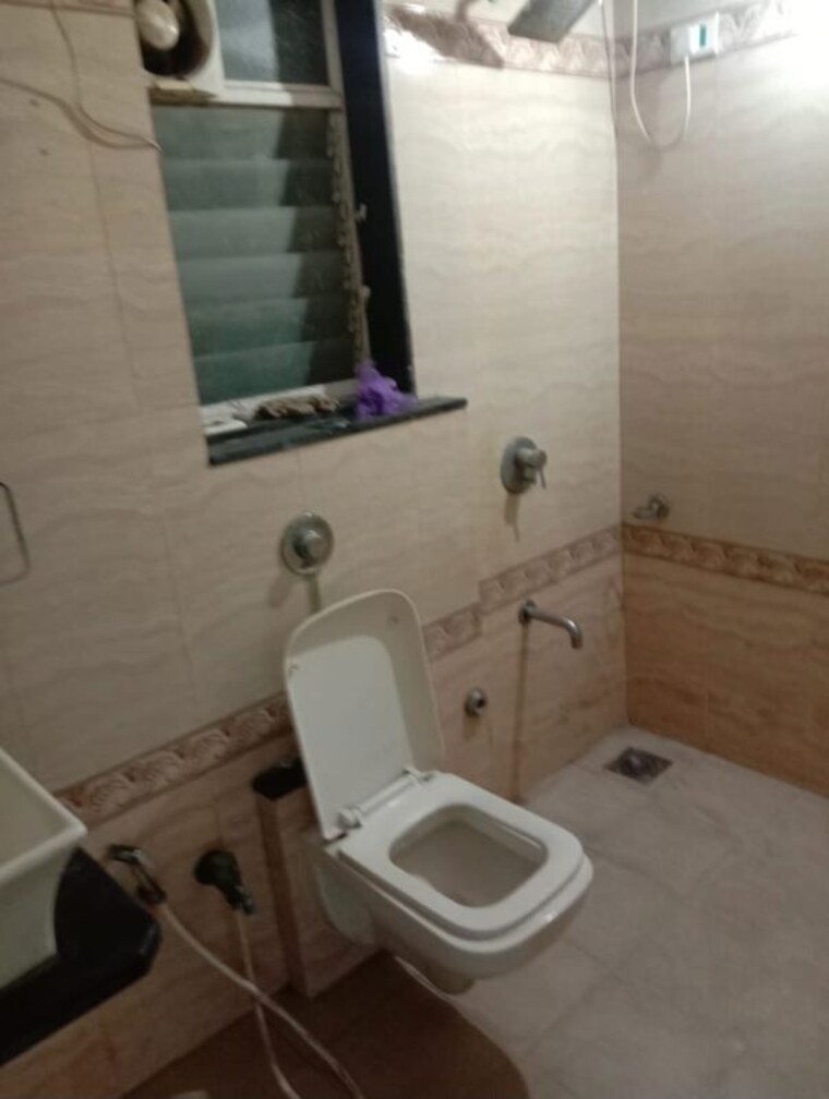 Bathroom, goregaon west 3 Bedroom 1175 Sq.Ft. Apartment In Goregaon West Mumbai 10151013