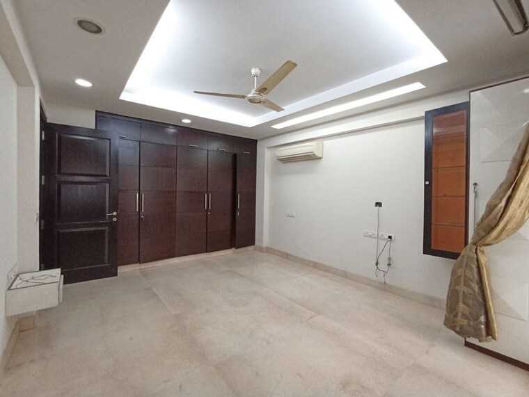 Room, pamposh enclave 3 Bedroom 2000 Sq.Ft. Builder Floor In Pamposh Enclave Delhi 10151018