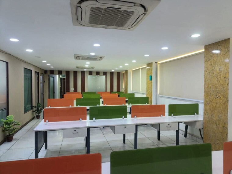Team Area, sector 2 Commercial Office Space 2500 Sq.Ft. In Sector 2 Noida 10151039