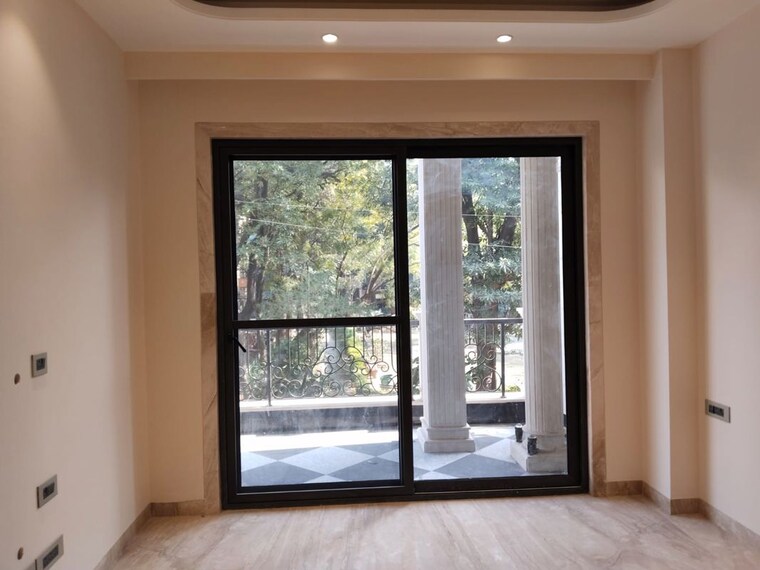 Room, greater kailash ii 3 Bedroom 1800 Sq.Ft. Builder Floor In Greater Kailash ii Delhi 10151048