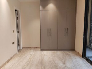 Room in 3 BHK Builder Floor at Greater Kailash ii – for Rent