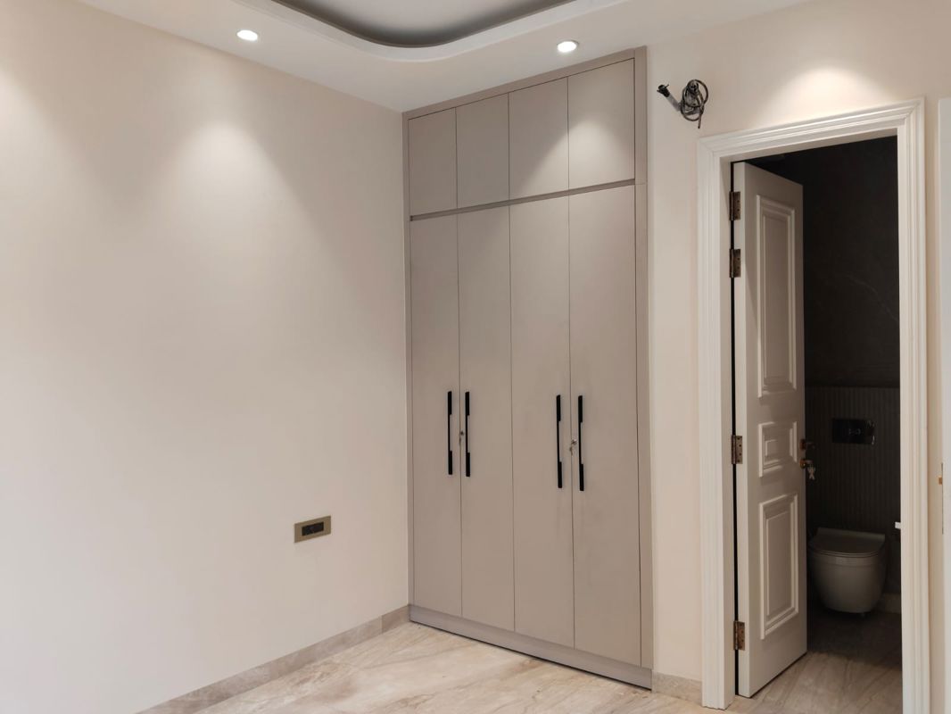 3 BHK + Servant Room Builder Floor For Rent in Greater Kailash II