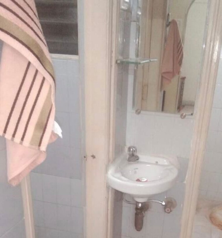 Master Bedroom, laxmi-niwas-mahim 2 Bedroom 950 Sq.Ft. Apartment In Mahim Mumbai 10151063