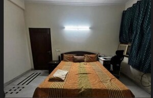 Bedroom in 1 RK Builder Floor at DLF Cyber Park, Sector 20 – for Rent