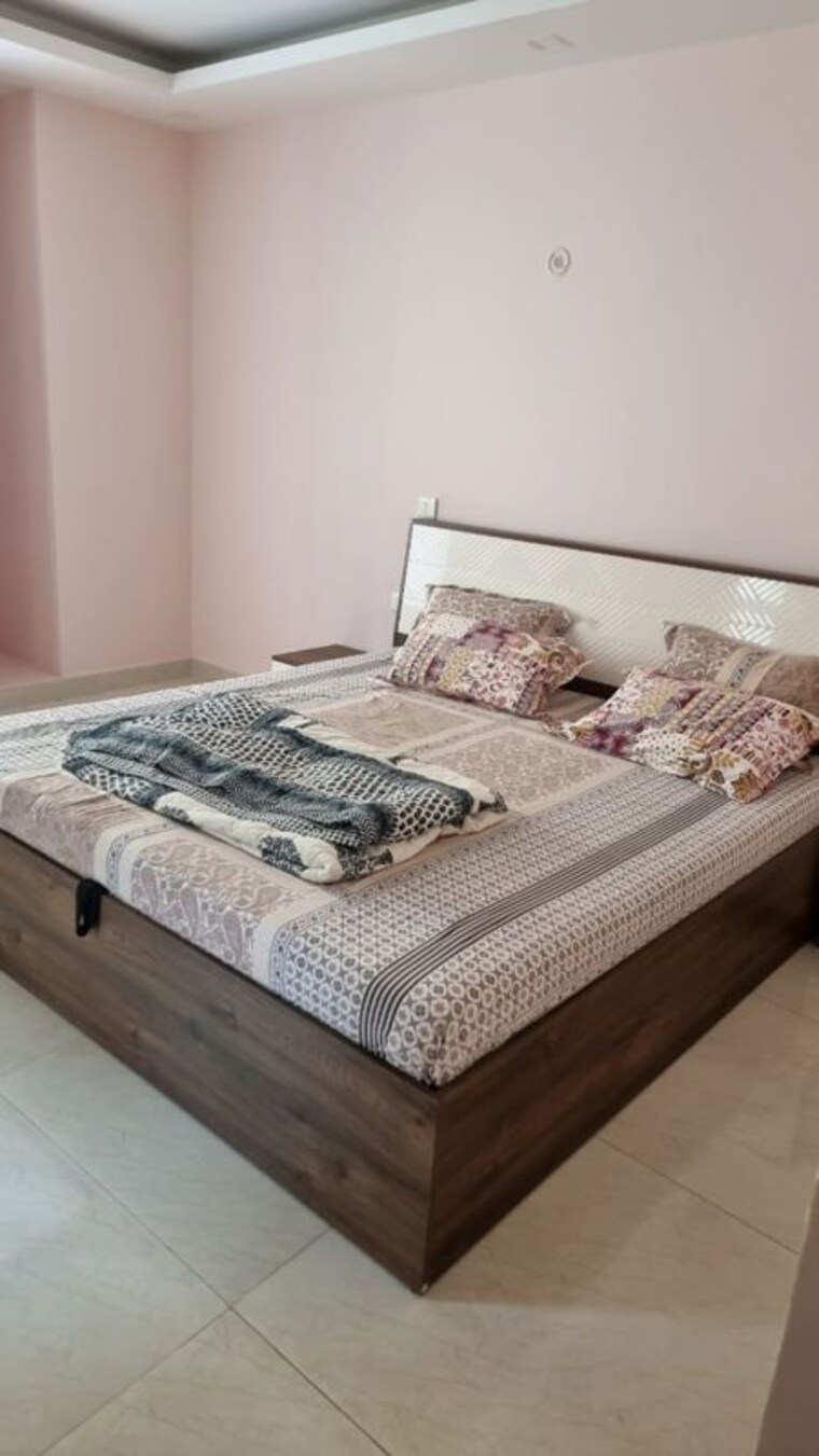 Bedroom, mi-rustle-court 3.5 Bedroom 1885 Sq.Ft. Apartment In Gomti Nagar Lucknow 10151075