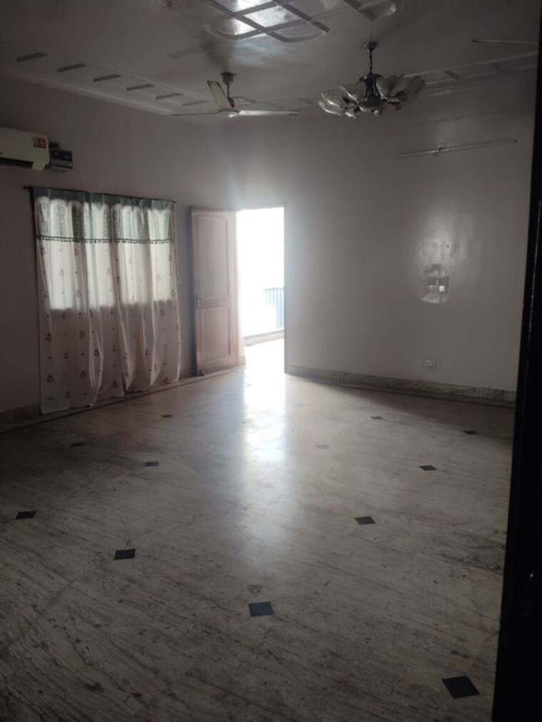 Room, greater kailash 2 Bedroom 1200 Sq.Ft. Builder Floor In Greater Kailash Delhi 10151084