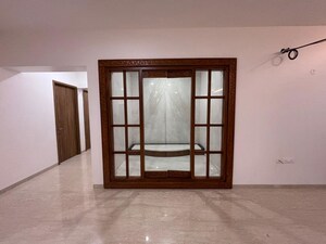 Room in 4 BHK Apartment at SNN Clermont, Hebbal – for Rent