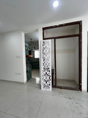 Room in 3 BHK Apartment at Aparna Zenon, Puppalaguda – for Rent