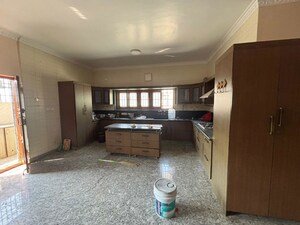 Parking in 4 BHK Apartment at Rajmahal Apartments Sadashiva Nagar, Sadashiva Nagar – for Rent