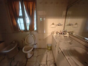 Bathroom in 5 BHK Apartment at Sterling Brunton, Mg Road – for Rent