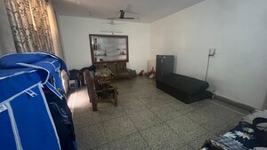 Living Room in 1.5 BHK Builder Floor at Sector 12 – for Rent