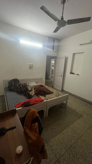 Bedroom in 2 BHK Builder Floor at Sector 50 – for Rent