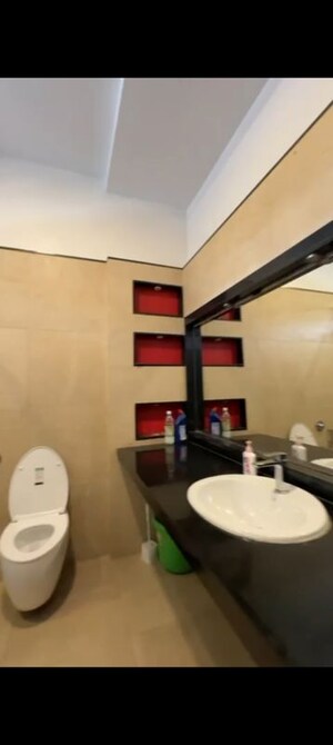 Bathroom in 5 BHK Independent House at JS Grande, Race Course Road – for Sale