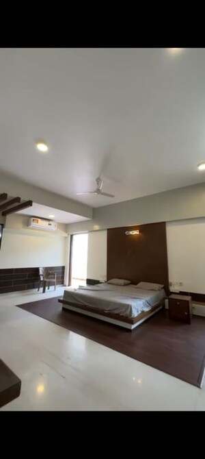 Bedroom in 5 BHK Independent House at JS Grande, Race Course Road – for Sale