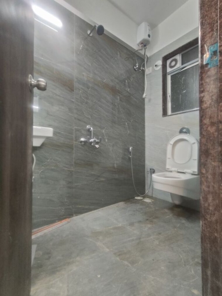 Bathroom, the-baya-central 1 Bedroom 441 Sq.Ft. Apartment In Lower Parel Mumbai 10151110