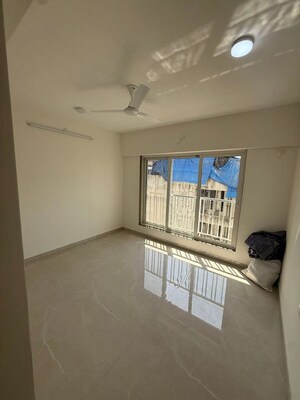 Room in 2 BHK Apartment at Andheri West – for Rent