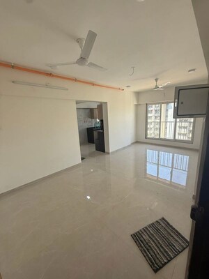 Room in 2 BHK Apartment at Andheri West – for Rent