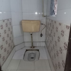 Bathroom in 1 RK Builder Floor at Mukherjee Nagar – for Rent