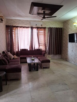 Living Room in 6+ BHK Independent House at Sector 86 – for Rent
