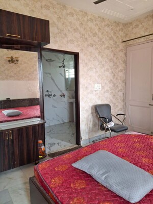 Bedroom in 6+ BHK Independent House at Sector 86 – for Rent