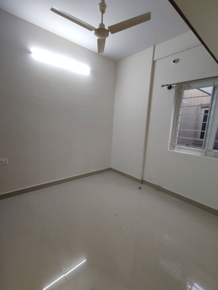 Room, venkateshwara-nilaya-iti-layout 1 Bedroom 600 Sq.Ft. Builder Floor In Hsr Layout Bangalore 10151128