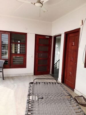 Bedroom in 2 BHK Builder Floor at Sector 18 – for Rent