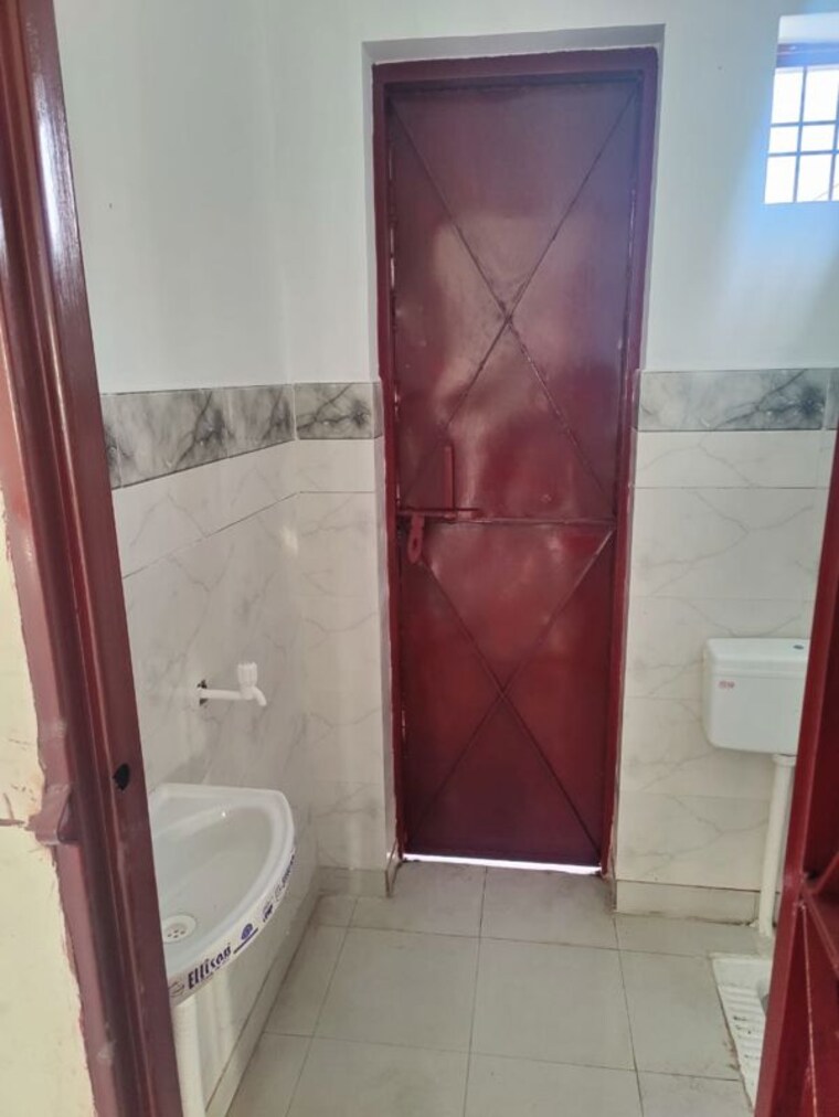 undefined, surajpur site 5 Commercial Warehouse 5000 Sq.Ft. In Surajpur Site 5 Greater Noida 10151175