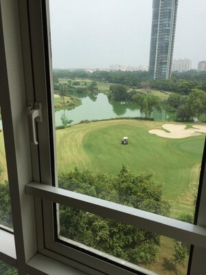  2 BHK Apartment at Jaypee Greens Star Court, Jaypee Greens – for Sale