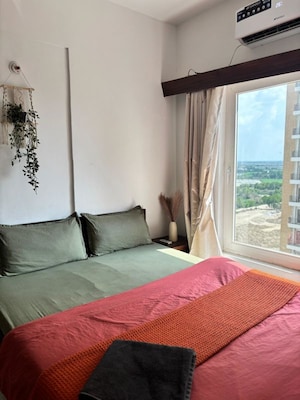 Bedroom in 2 BHK Apartment at Jaypee Green The Star Court, Jaypee Greens – for Rent
