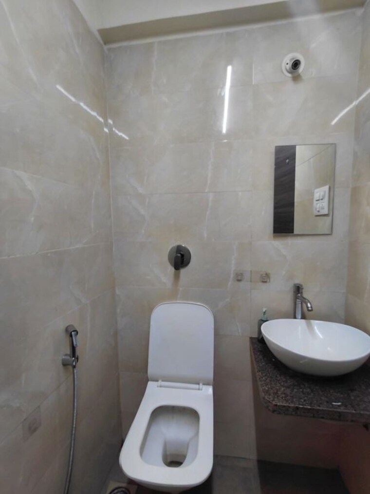 Bathroom, solitaire-heights 2 Bedroom 759 Sq.Ft. Apartment In Malad West Mumbai 10151191