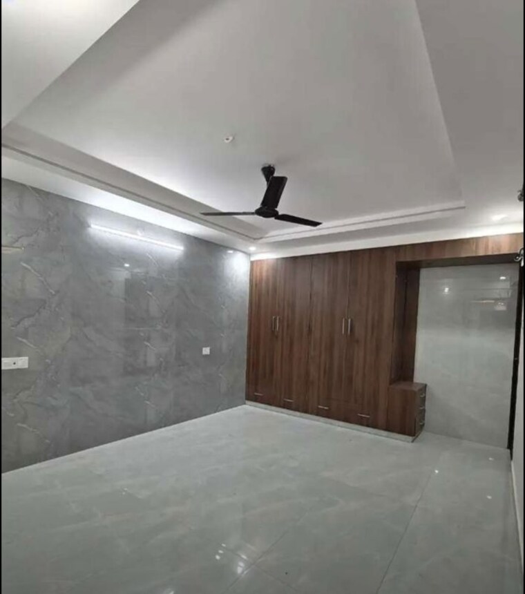 Room, hazratganj 2 Bedroom 1250 Sq.Ft. Apartment In Hazratganj Lucknow 10151205