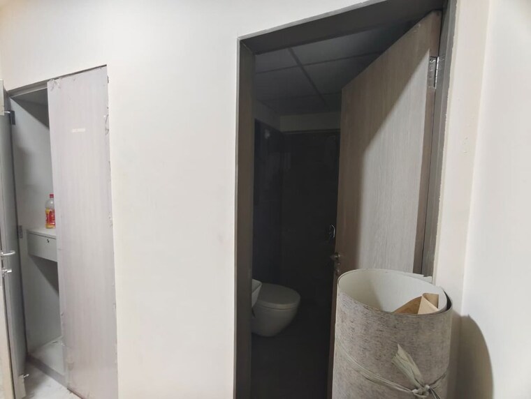 Bathroom, rajshree-forty-three-east 1.5 Bedroom 503 Sq.Ft. Apartment In Pant Nagar Mumbai 10151214