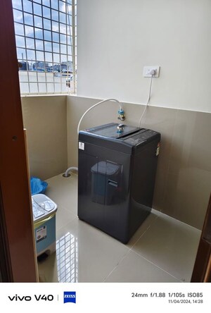 Furnished Amenities in 1 BHK Apartment at Halasuru – for Rent