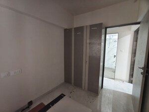 Room in 1.5 BHK Apartment at Rajshree Forty Three East, Pant Nagar – for Rent