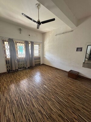 Building Lobby in 5 BHK Apartment at Vastrapur – for Rent