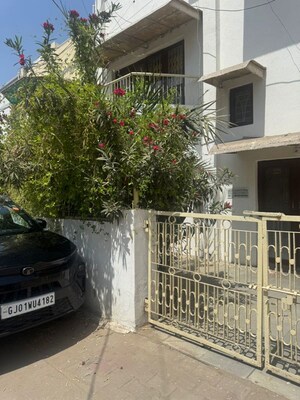 5 BHK Apartment – Exterior View View at Vastrapur - for Rent