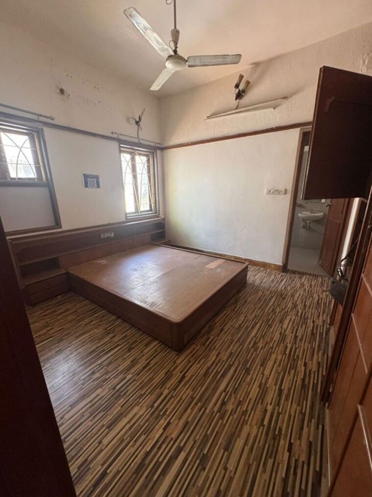 Master Bedroom, vastrapur 5 Bedroom 3500 Sq.Ft. Apartment In Vastrapur Ahmedabad 10151252