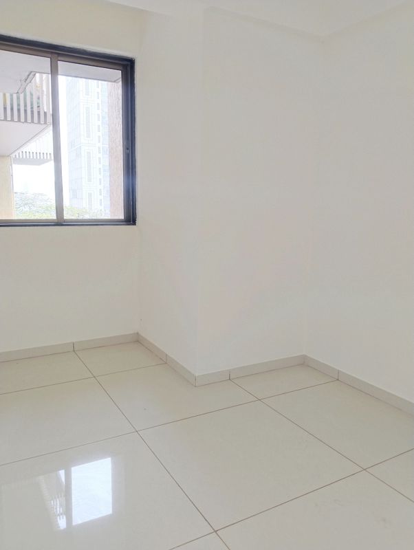 2.5 BHK 788 Sq.Ft. Apartment in Chandak 34 Park Estate