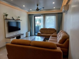 Living Room in 3 BHK Builder Floor at Unitech Greenwood City Apartment, Sector 45 – for Rent